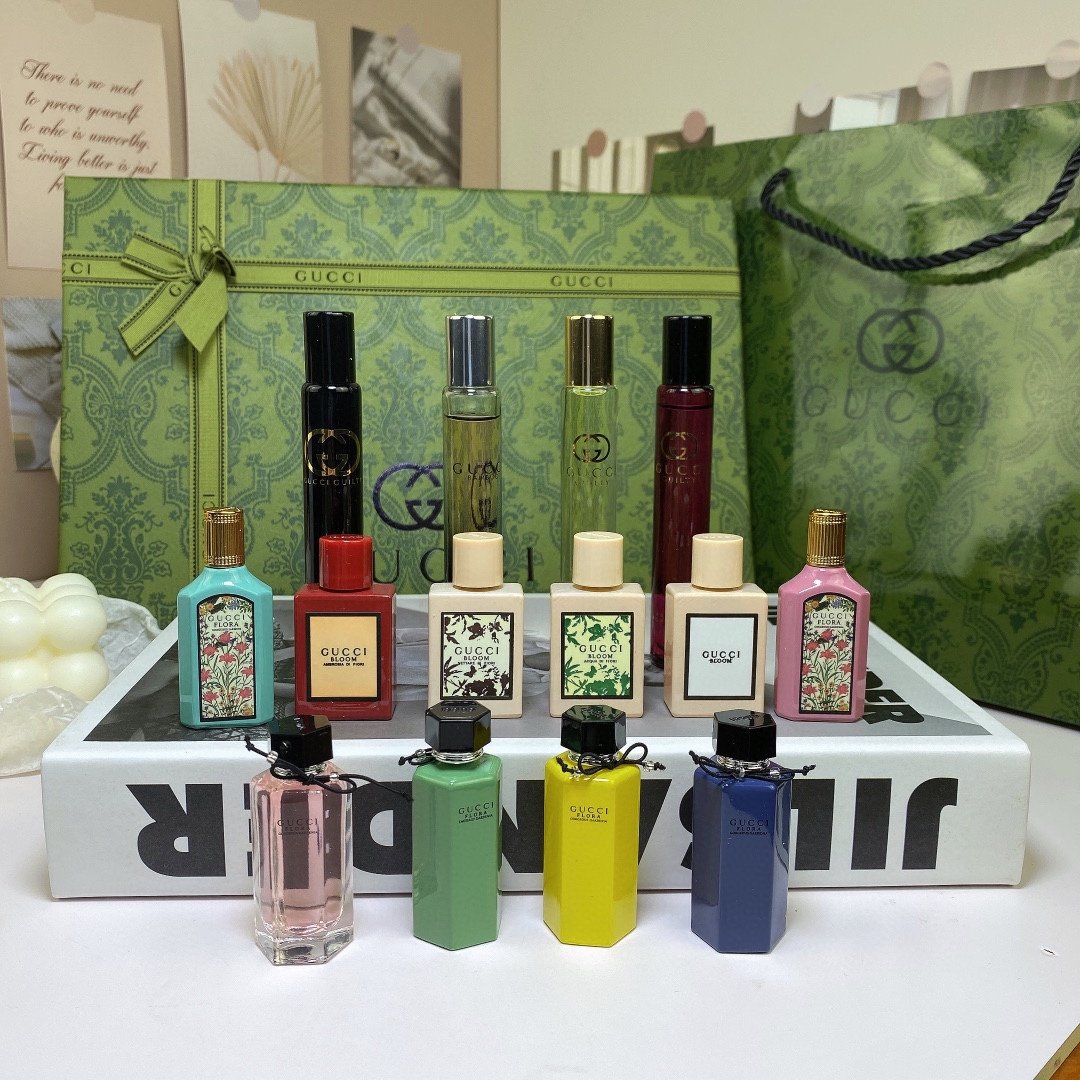 i1705939074_3333_3 Gucci Family Portrait 14-Piece Set: Floral Dance Pink, Floral Dance Purple, Floral Dance Green, Floral Dance Light, Pink Floral, Black Floral, Green Floral, Red Floral, Dream Gardenia, Dream Jasmine, Guilty Love Test Tube (4 Flavors) - Image 1